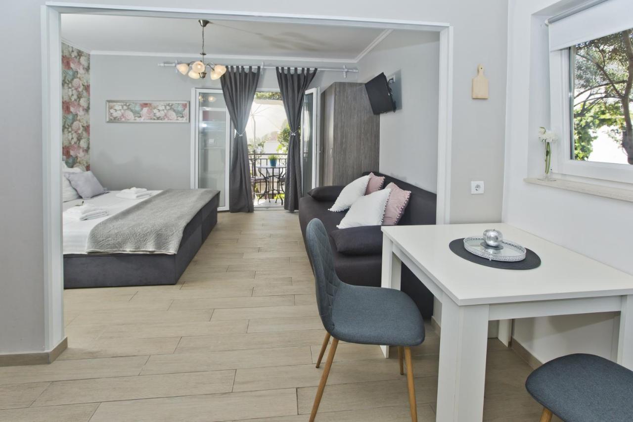 Villa Milton Hvar ฮวาร์ ภายนอก รูปภาพ