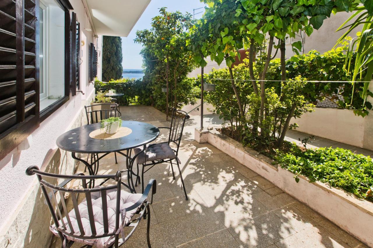 Villa Milton Hvar ฮวาร์ ภายนอก รูปภาพ