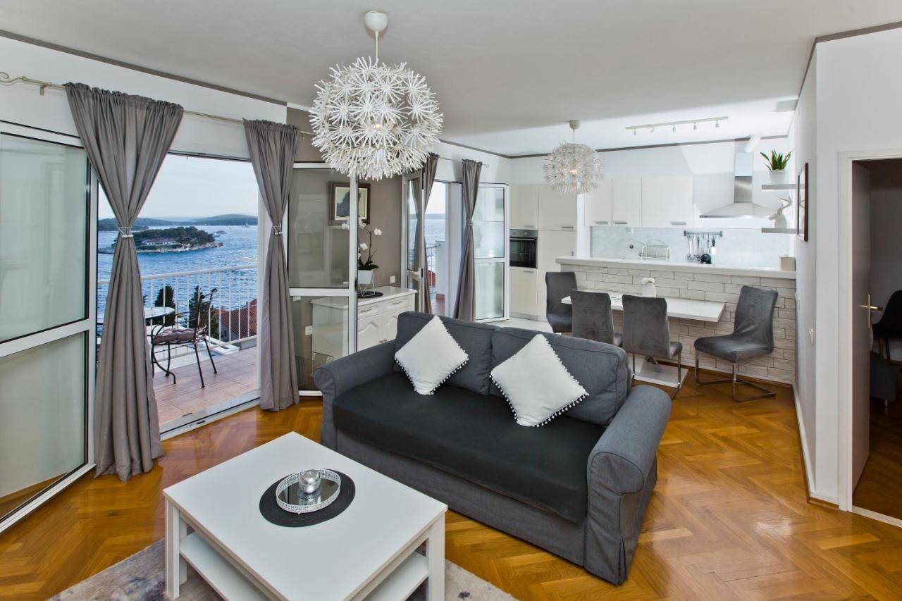 Villa Milton Hvar ฮวาร์ ภายนอก รูปภาพ