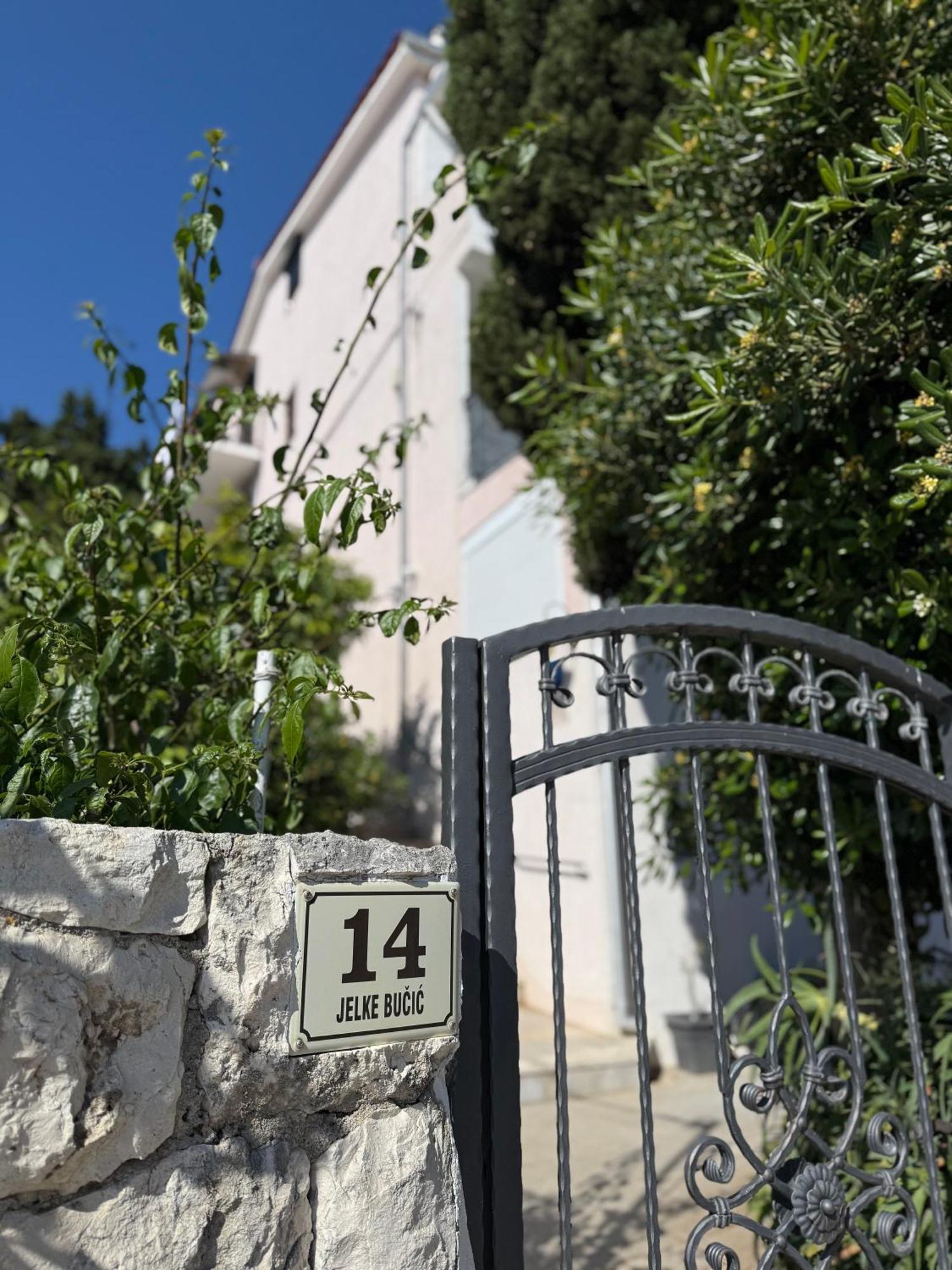 Villa Milton Hvar ฮวาร์ ภายนอก รูปภาพ