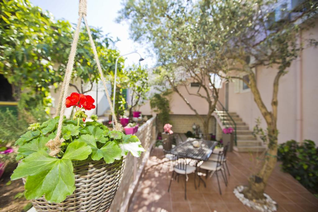 Villa Milton Hvar ฮวาร์ ภายนอก รูปภาพ